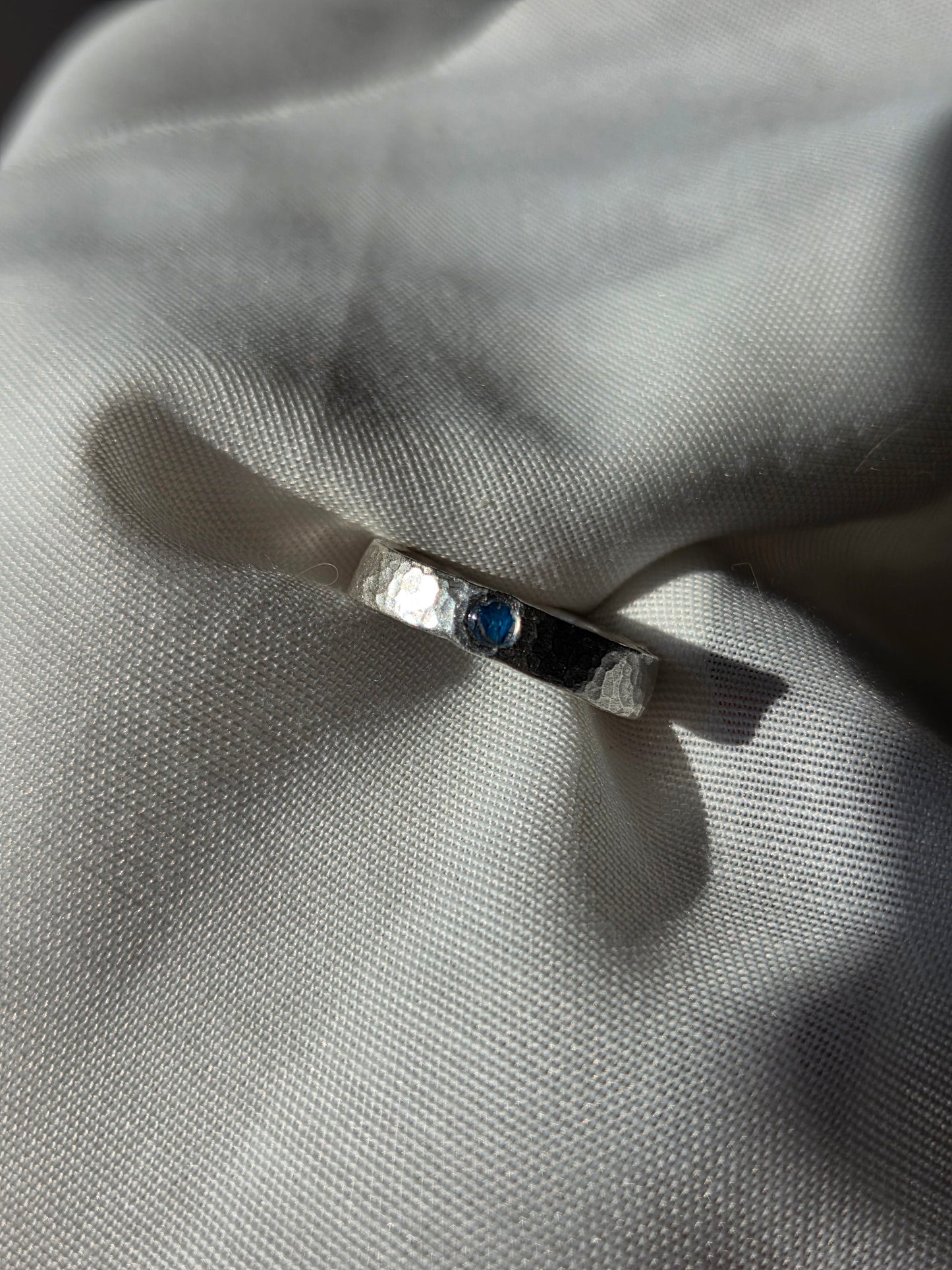 Anello Aura