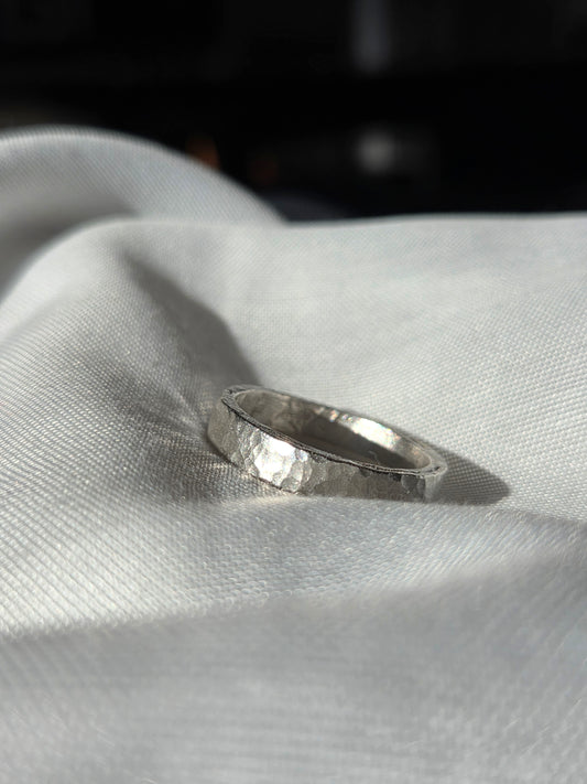 Anello Aura